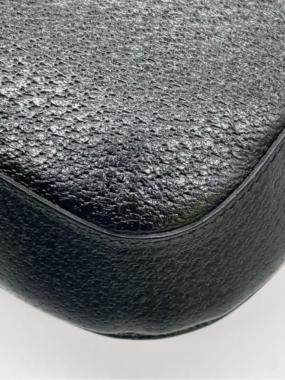 Gucci Black Leather Shoulder Bag with Silver Double G - Picture 11 of 16